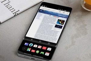 LG V30 может оказаться слайдером с двумя OLED-экранами